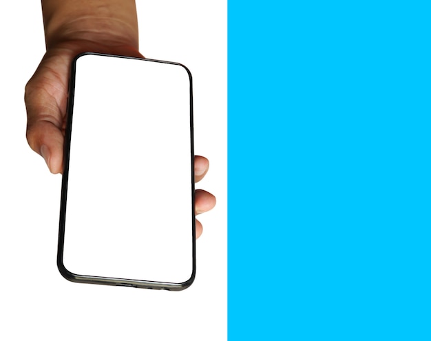 Man hand met zwarte smartphone geïsoleerd op een witte en blauwe achtergrond