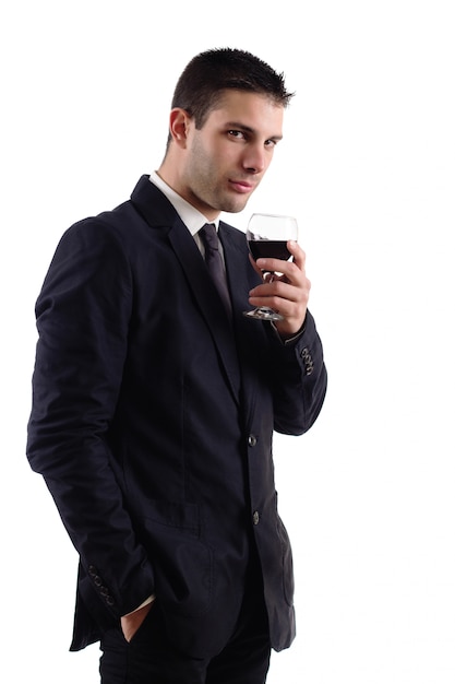 Man holding un bicchiere rosso di buon vino