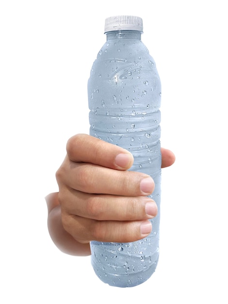 白い背景で隔離の水のボトルを保持している男
