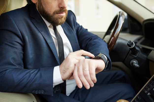 Man hurries to a meeting