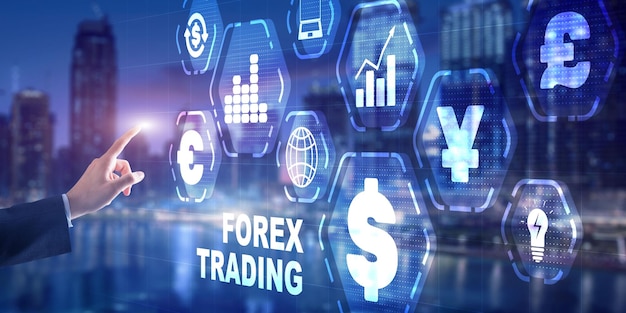 Man in een jasje klikt op een virtuele scherminscriptie Forex Trading