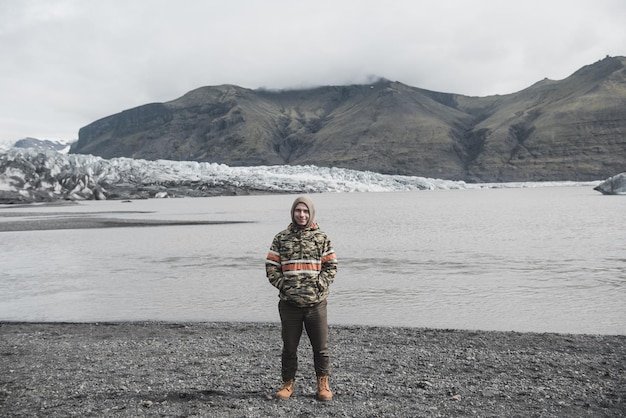 Man in IJsland