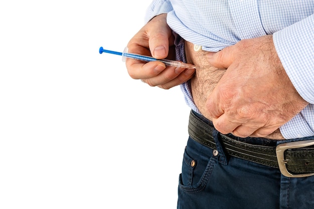 A man injecting himself with insulin to control blood sugar levels in type 1 diabetes