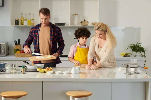 Man Koken Bolognese Saus