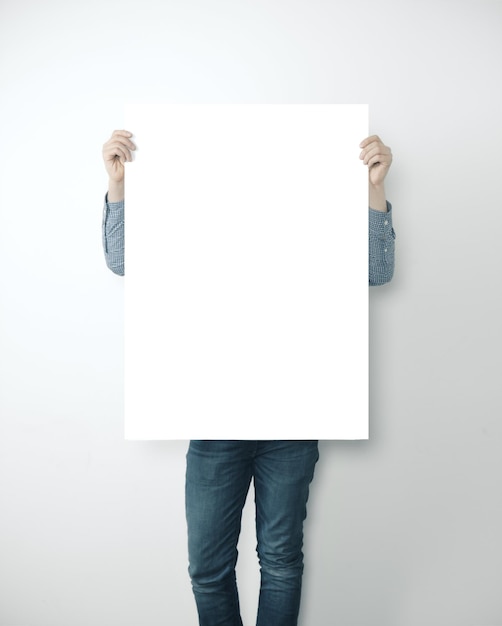 Man met lege banner