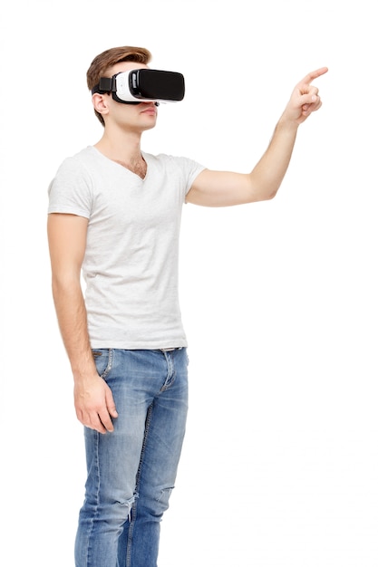 Man met virtual reality bril