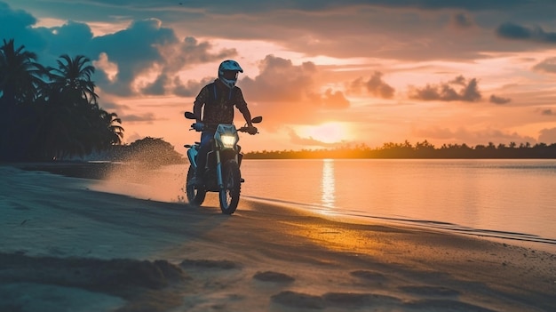 Мужчина на мотоцикле на пляже в кепке На пляже Бали в сумерках мотоциклист на мотокроссе Генеративный ИИ и молодой хипстер