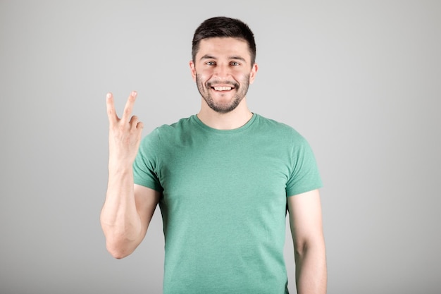 Man showing number by fingers