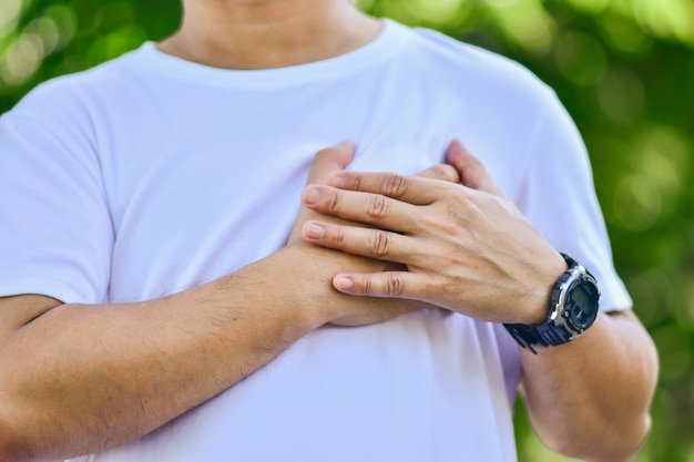 Man suffering from heart disease have a heart attack