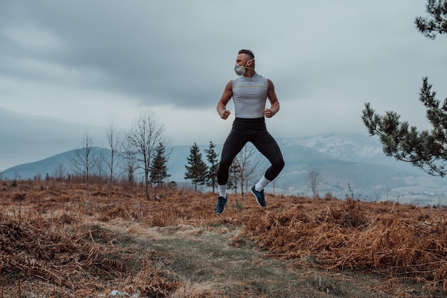 Man training with a mask due to the corona virus