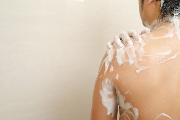 Man using shower cream clear skin reduce sweat odor Provides a fresh scent