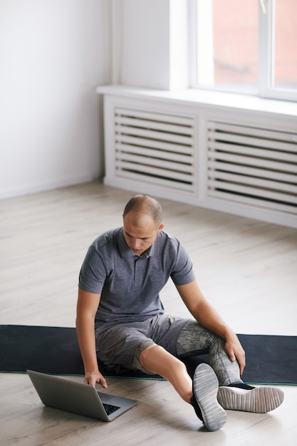 Man watching online training