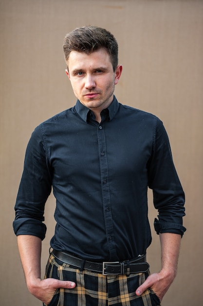 Photo man wearing black shirt portrait