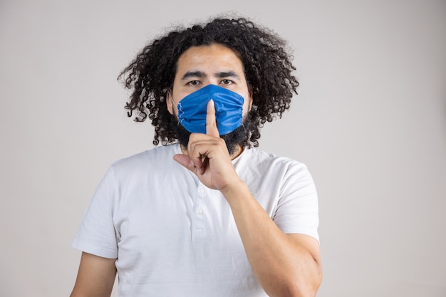 Man wearing face mask