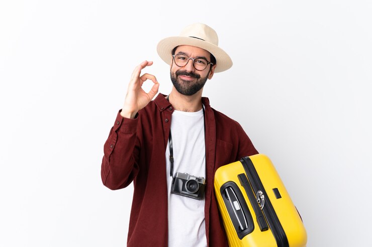 Photo man with beard going to travel over isolated wall