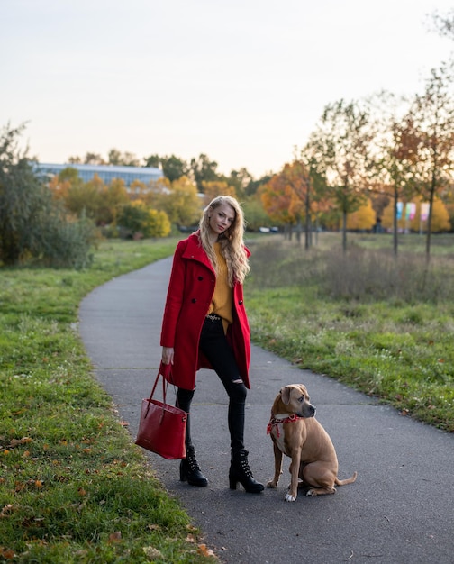 Foto uomo con il cane