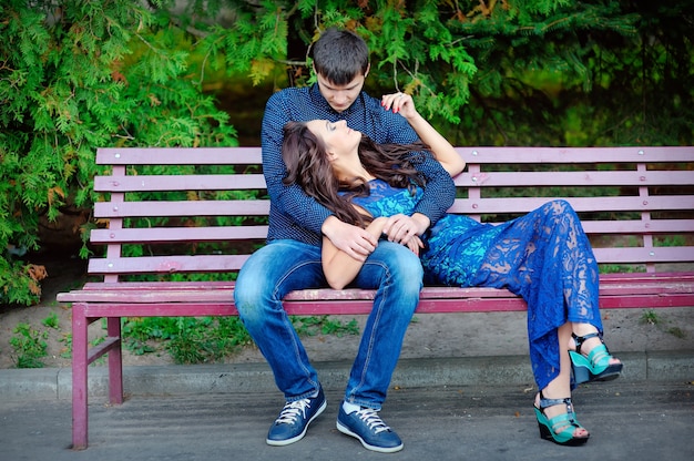 Man and woman on a bench