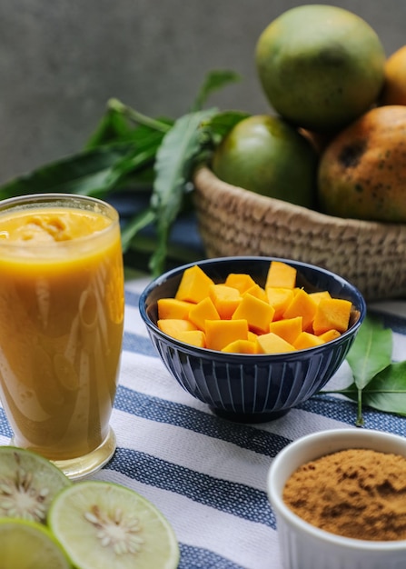 Mango lassi Mango smoothie