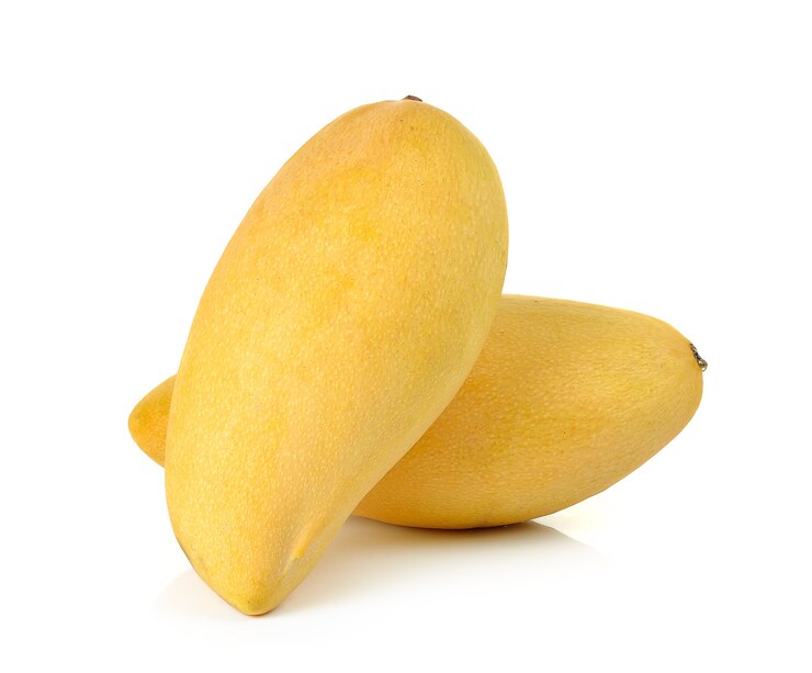 Mango op witte achtergrond