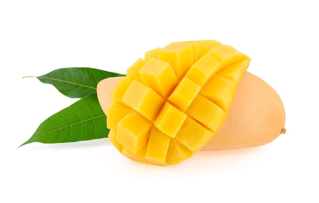 Fetta di mango isolata