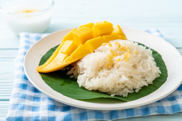 Photo mango with sticky rice