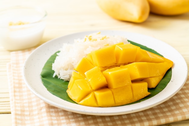 Photo mango with sticky rice