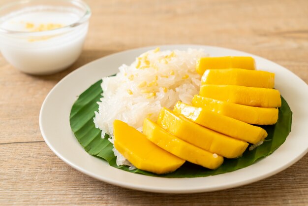 Mango con riso appiccicoso