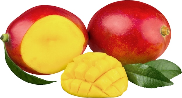 Mangovruchten die op witte achtergrond worden geïsoleerd