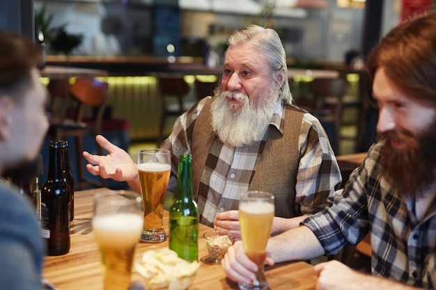 Mannen in pub