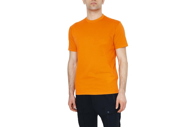 Mannen oranje t-shirts mockup Ontwerpsjabloonmockup