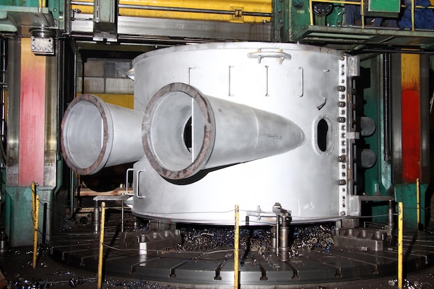 水車の製造巨大な機械タービンの製造プラントの大部分