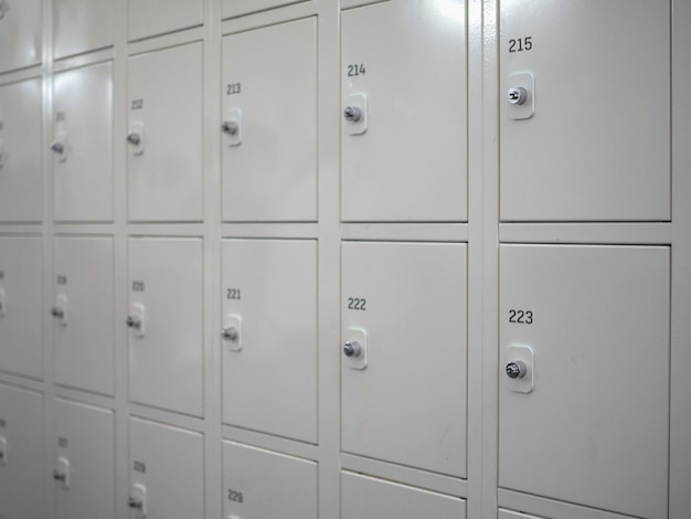 Photo many locker cabinets