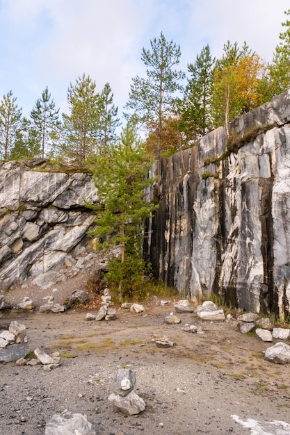 Marble Quarry Canyon in het Ruskeala Park van Karelië