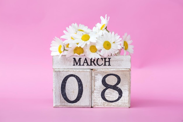 Foto calendario dell'8 marzo, giornata mondiale della donna