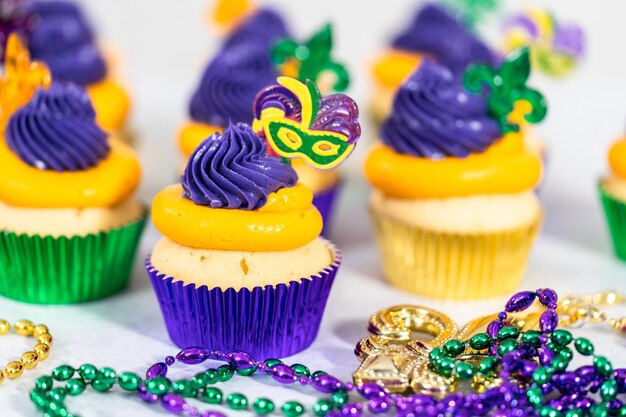 Mardi gras cupcakes