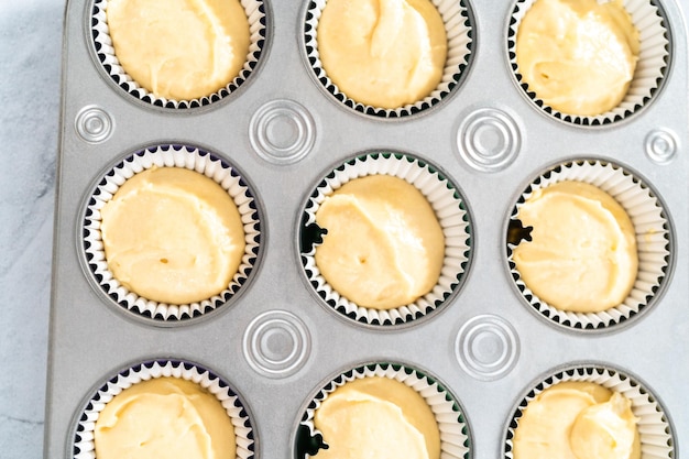 Mardi Gras cupcakes