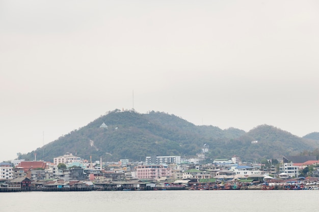 島のマリーナ。