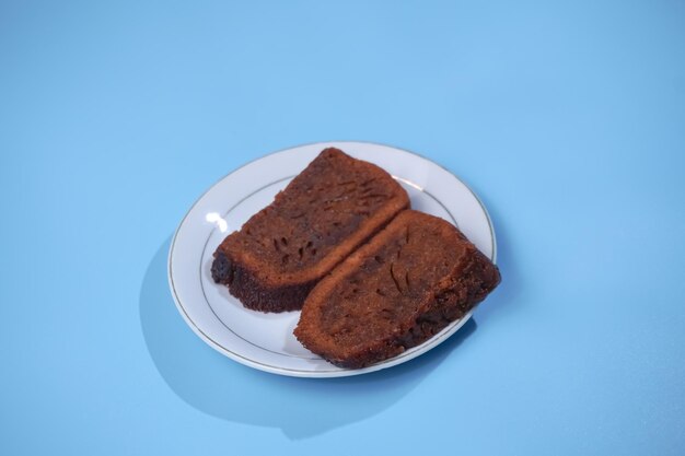 粉と他の材料から作られた市場のスナック,つまりチョコレートタバコのパン