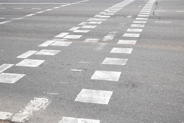 Marking a pedestrian crossing on the road