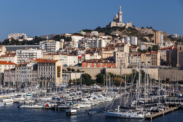 Marseille Frankrijk Beroemd havengezicht op de Notre Dame de la Garde