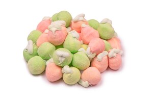 Photo marshmallow fruit candys isolated on white background