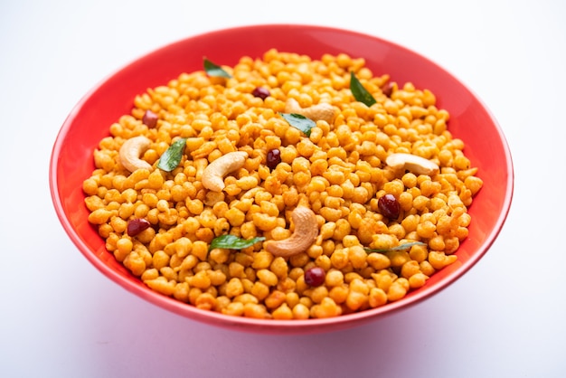 Masala Kara BoondÃÂ or Namkeen Bundi With Cashew, Peanuts And Curry Leaves, Indian Mixture Snack Item Made With Besan Flour