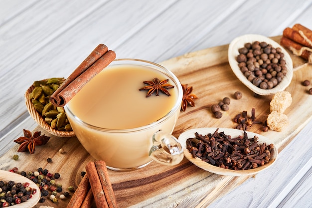 Photo masala tea with spices