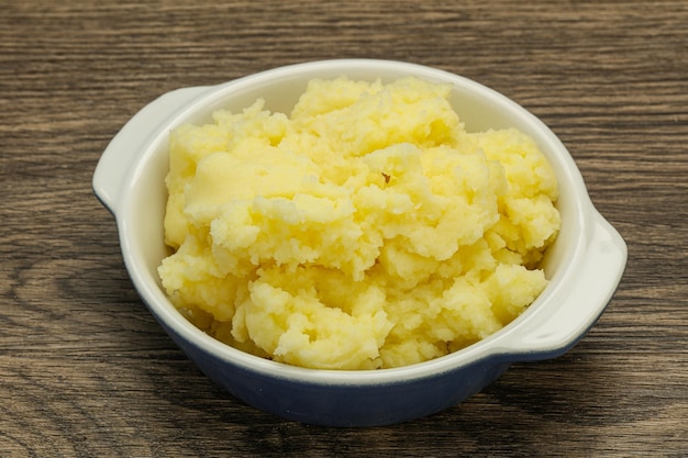 Mashed potato in the bowl