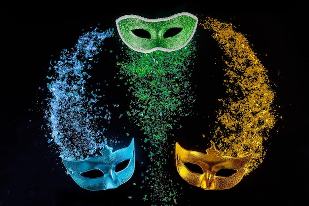 Maskers voor feestvakantie carnaval. Joodse Purim of Mardi Gras.