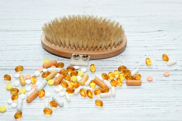 Massage houten borstel voor droge massage tegen cellulitis en vitamines