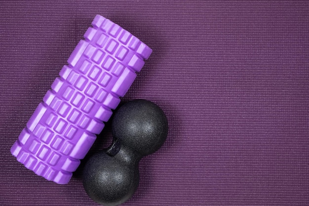 Massage roller and double ball to relax the muscles Sports equipment