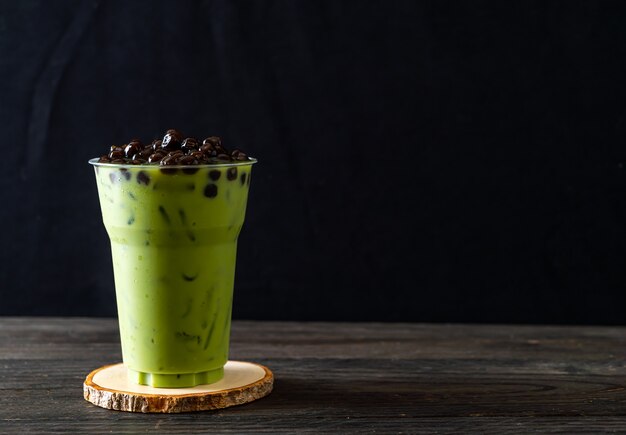 matcha green tea latte with bubble