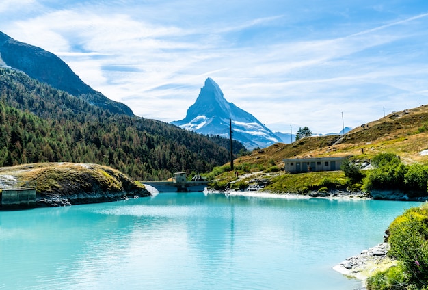 Matterhorn met Mosjesee-meer in Zermatt