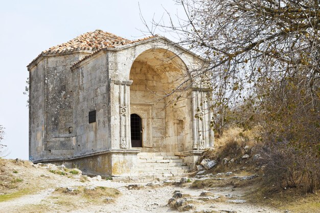 Photo mausoleum dzhanikekhanym in chuft kale crimea